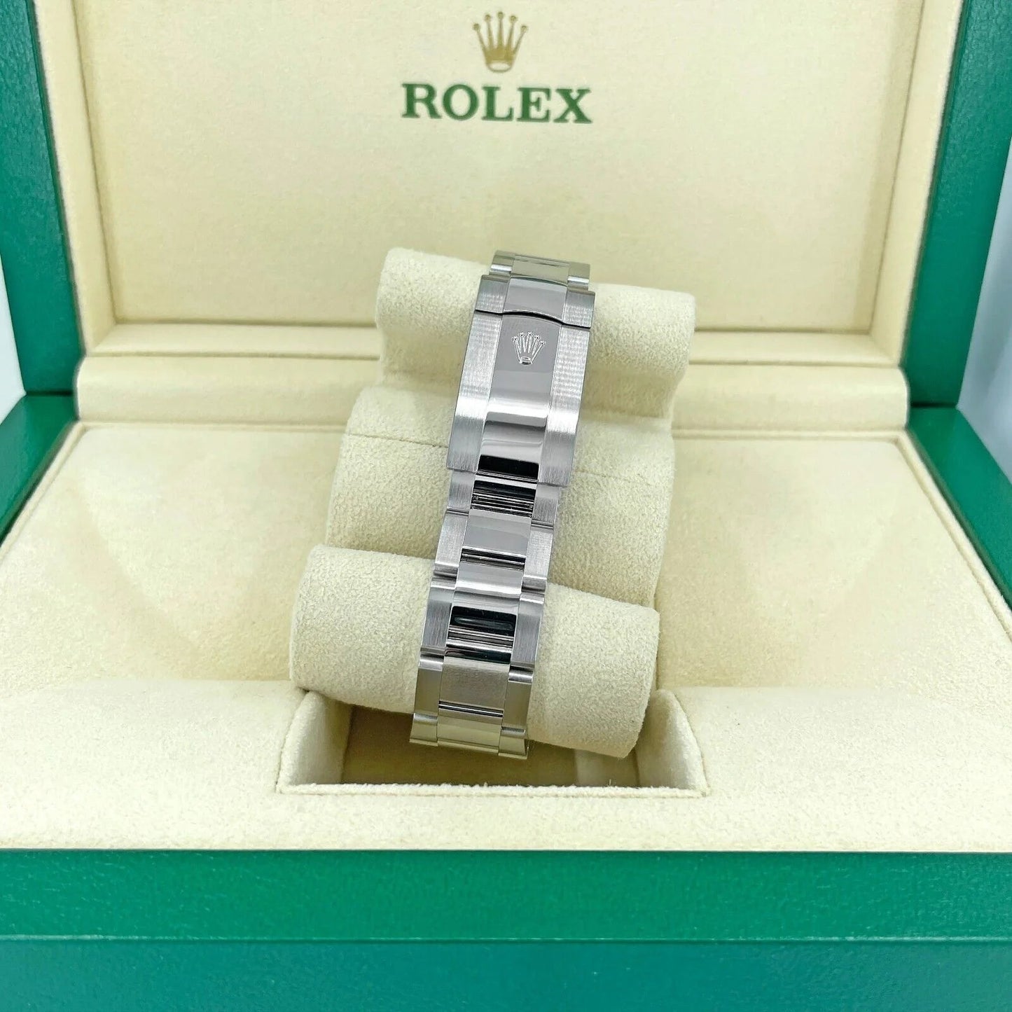 , Datejust 41, Oystersteel and 18K White Gold, Bright Blue with Diamonds Dial, Oyster 126334-0015