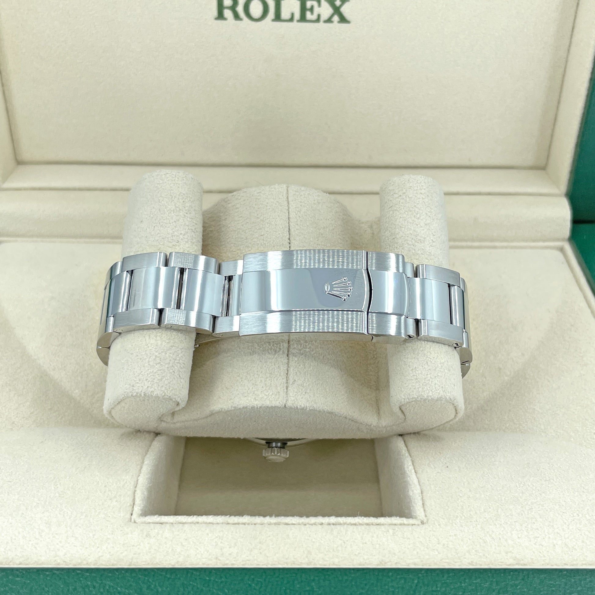 , Datejust 41, Oystersteel and 18K White Gold, Bright Blue with Diamonds Dial, Oyster 126334-0015