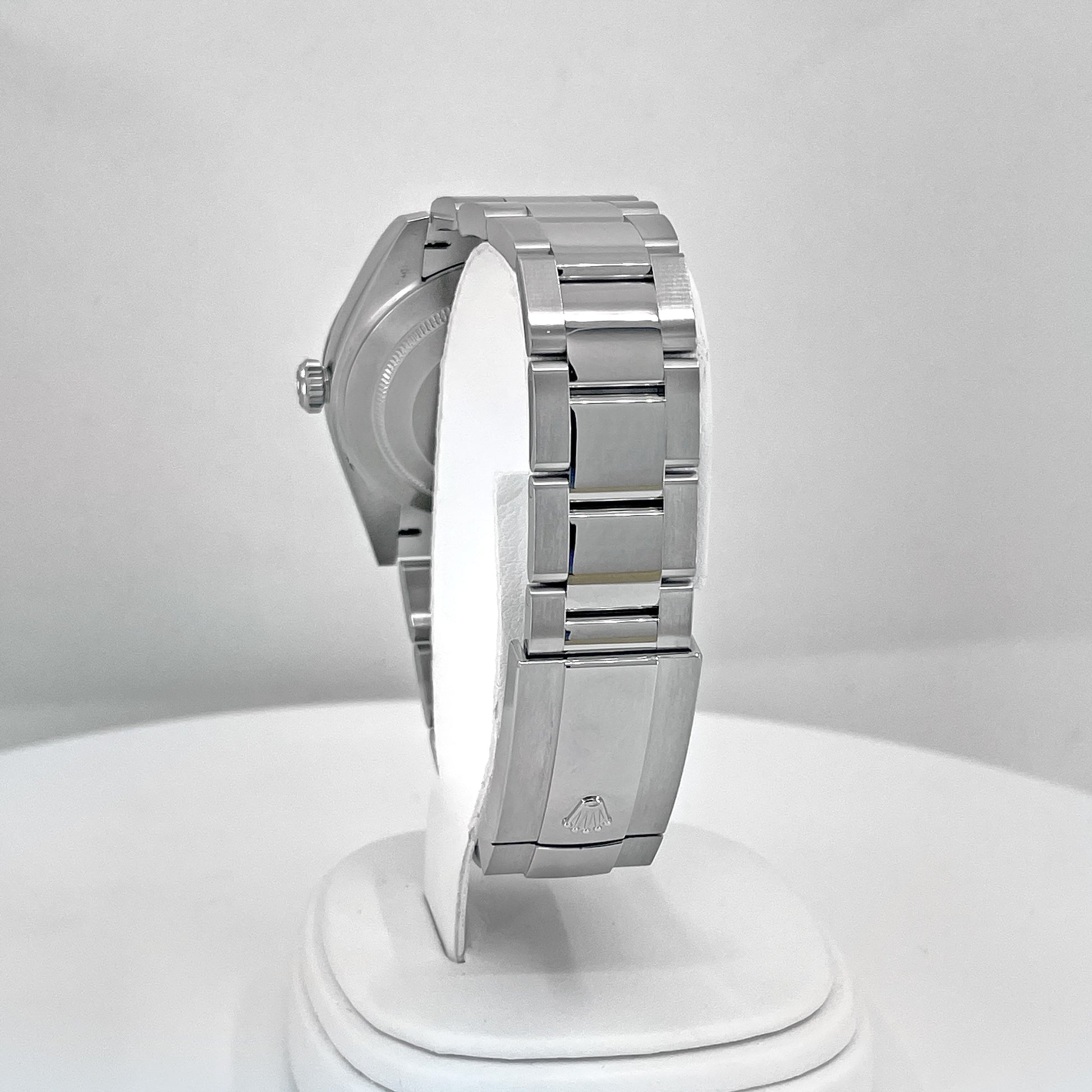 , Datejust 41, Oystersteel and 18K White Gold, Bright Blue with Diamonds Dial, Oyster 126334-0015