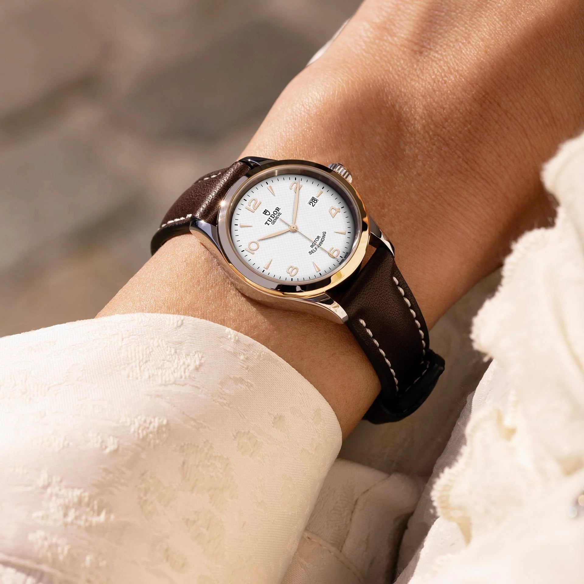 1926, Stainless Steel and 18K Rose Gold, 28Mm, Ref# M91351-0010